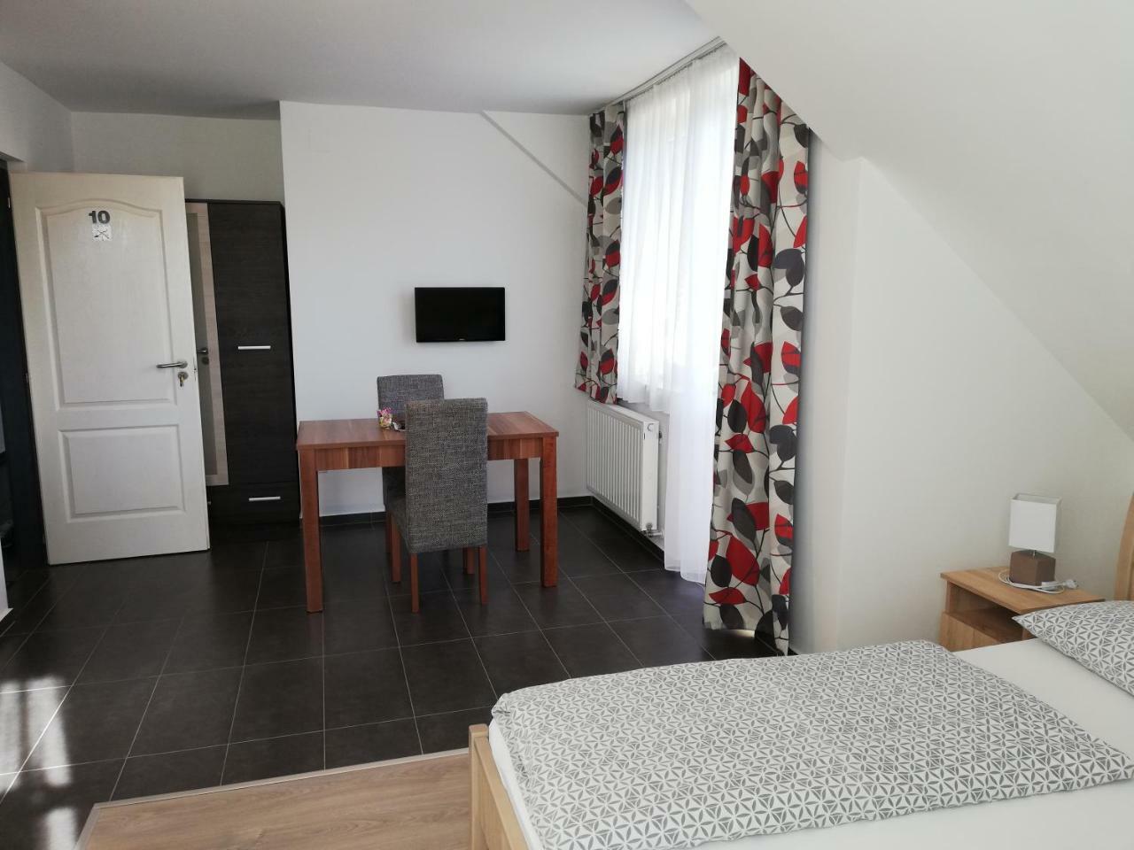 Apartman 25 Sopron Eksteriør billede