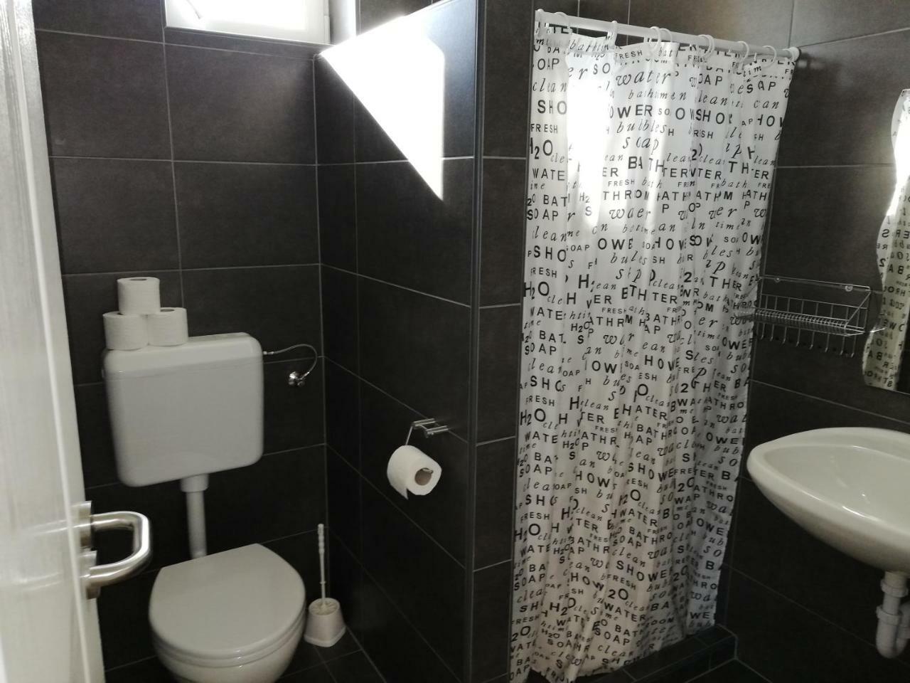 Apartman 25 Sopron Eksteriør billede